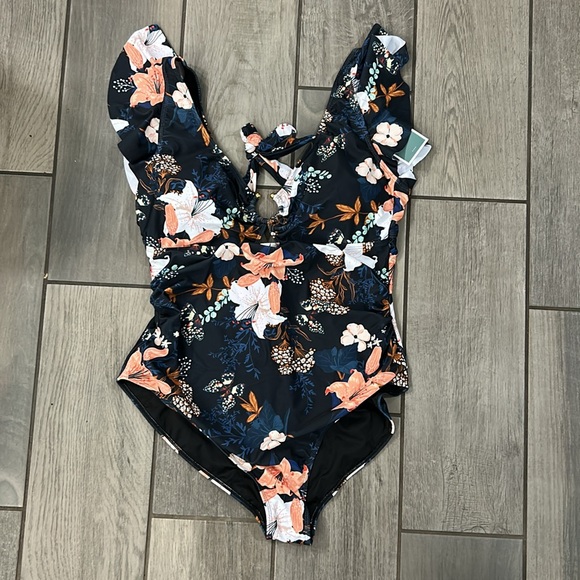 Eomenie Women's One Piece Swimsuit Tummy Control Bathing Suit Cutout Ruffle - Picture 5 of 8